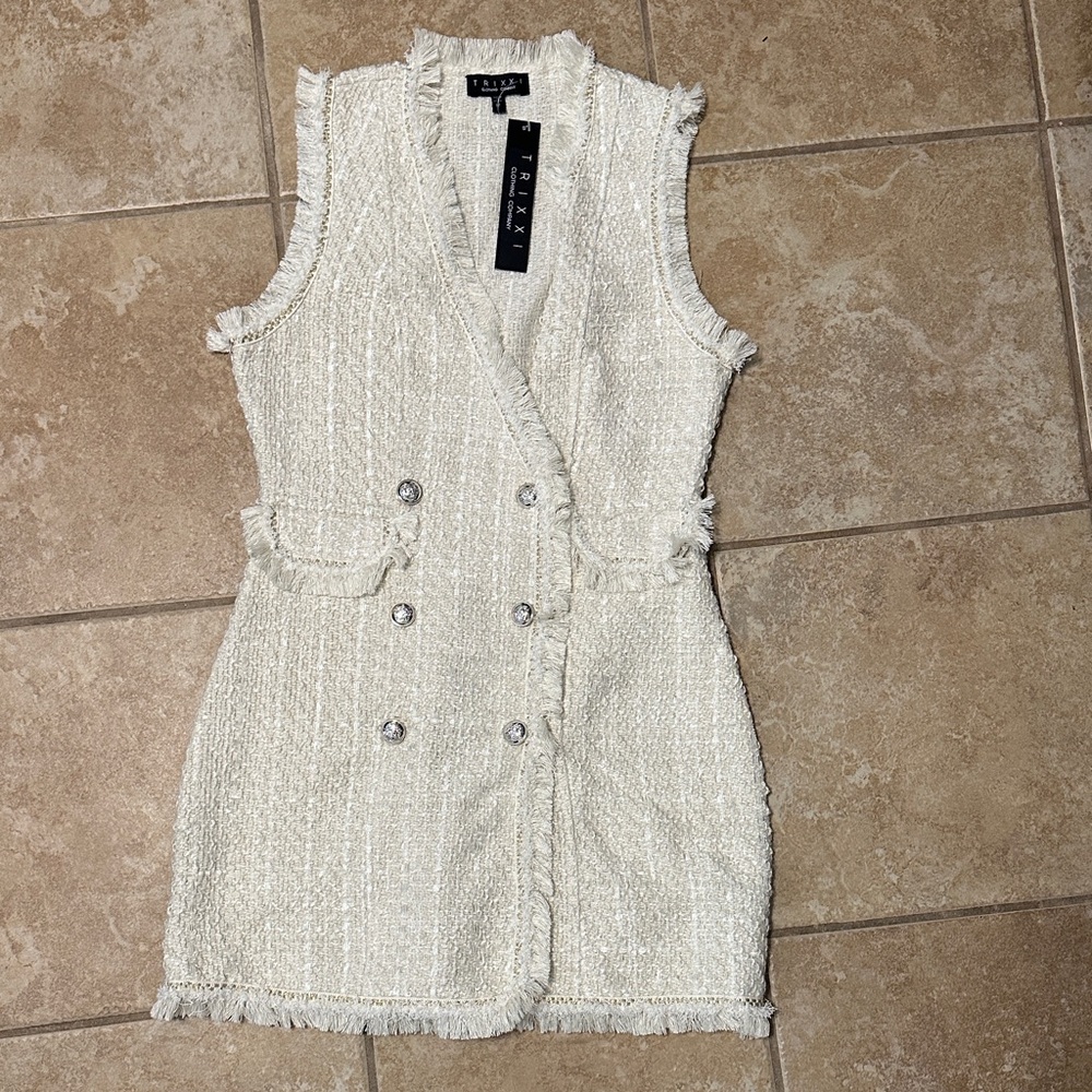 Trixxi Ivory Tweed Sleeveless Double-Breasted Mini Dress